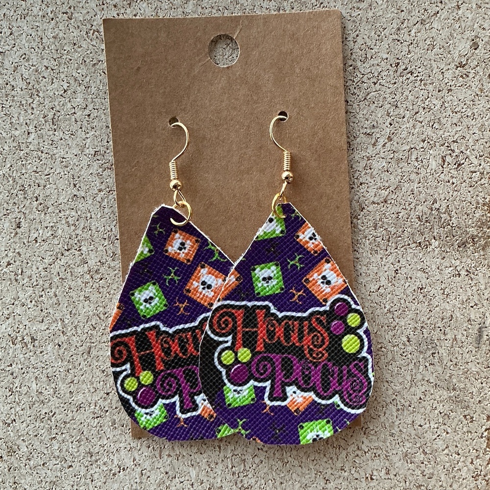 Hocus-pocus earring set